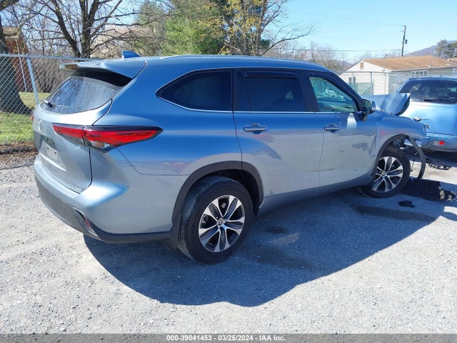 Toyota Highlander Xle 2023 5TDKDRBH9PS029461 Image 4