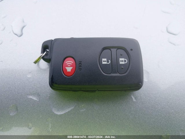Toyota Prius V Three 2015 JTDZN3EU1FJ029631 Image 11