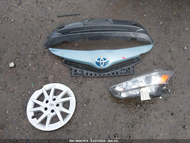 Toyota Prius V Three 2015 JTDZN3EU1FJ029631 Image 12