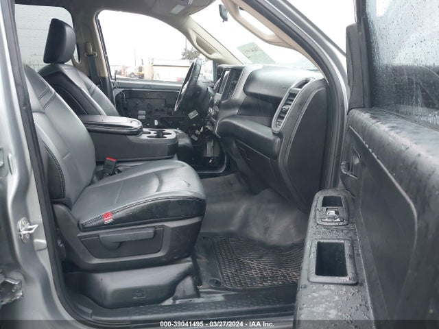 3C6UR5CJXLG258803 RAM 2500 Tradesman  4x4 6'4 Box