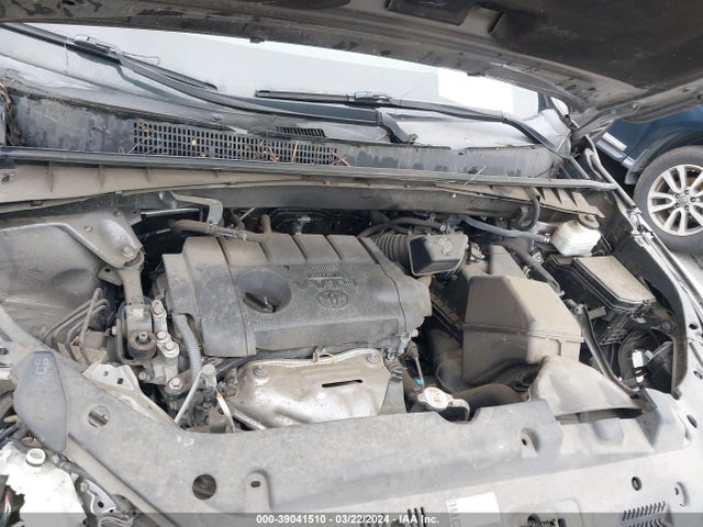 Toyota Highlander Le 2019 5TDZARFH3KS049828 Image 10
