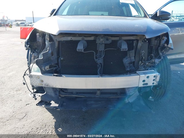 Toyota Highlander Le Plus V6 2015 5TDZKRFH7FS109936 Image 6