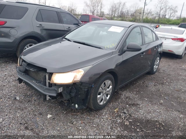 Chevrolet Cruze Ls Auto 2014 1G1PA5SH2E7204365 Image 2