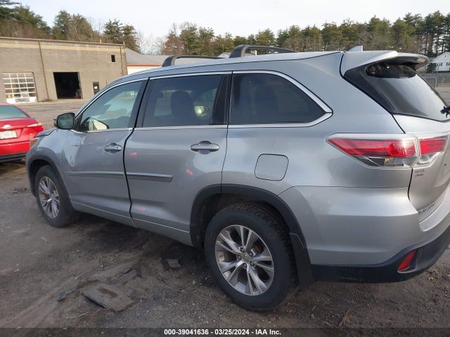 Toyota Highlander Xle V6 2015 5TDJKRFH3FS137858 Image 14