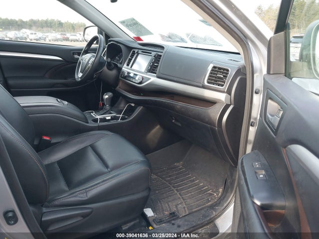 Toyota Highlander Xle V6 2015 5TDJKRFH3FS137858 Image 5