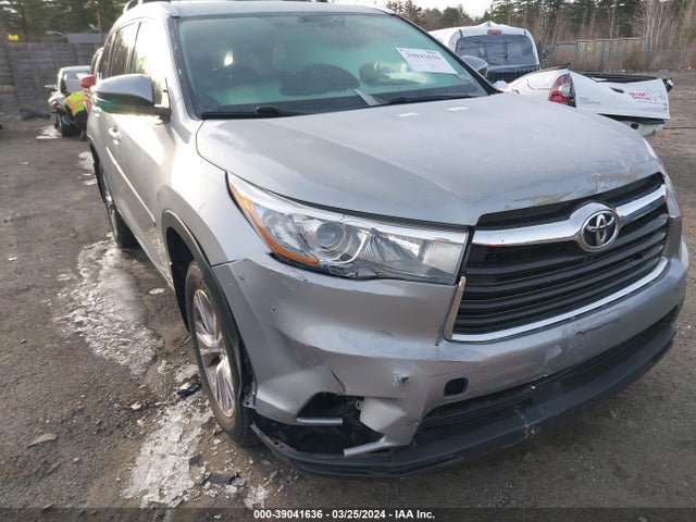 Toyota Highlander Xle V6 2015 5TDJKRFH3FS137858 Image 6
