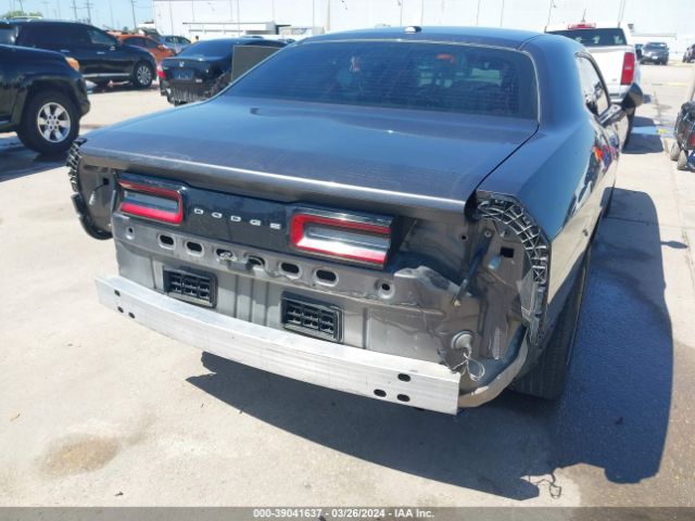 2C3CDZAG3FH878192 Dodge Challenger Sxt