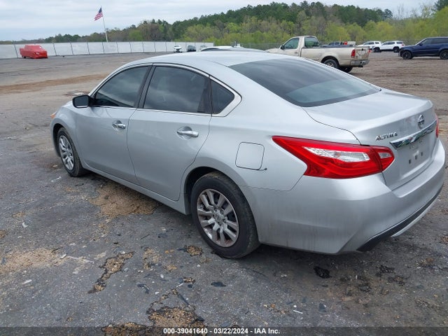 Nissan Altima 2.5 S 2017 1N4AL3AP6HC163633 Image 3