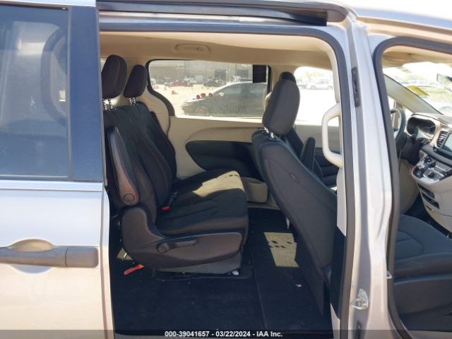 2C4RC1AG2JR148707 Chrysler PACIFICA L