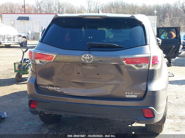Toyota Highlander Xle V6 2015 5TDJKRFH4FS092994 Image 16