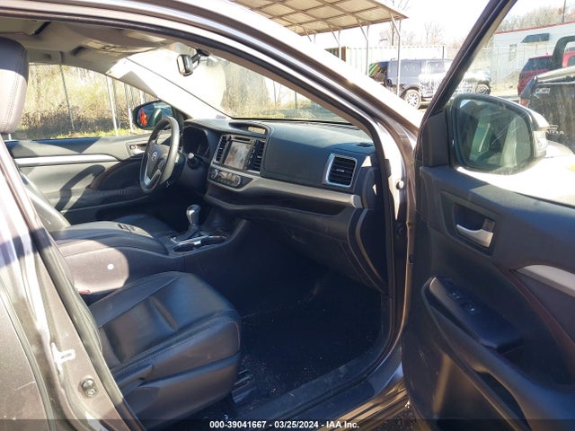 Toyota Highlander Xle V6 2015 5TDJKRFH4FS092994 Image 5