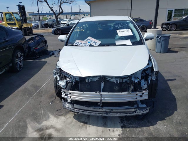 Toyota PRIUS XLE 2021 JTDKAMFU9M3128555 Image 13