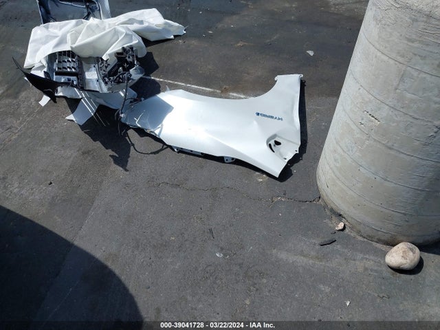 Toyota PRIUS XLE 2021 JTDKAMFU9M3128555 Image 12