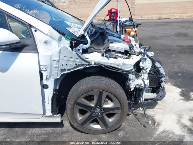 Toyota PRIUS XLE 2021 JTDKAMFU9M3128555 Image 18