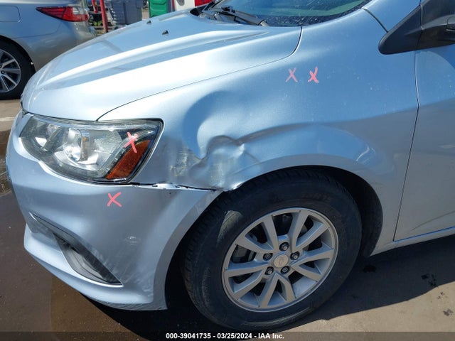 Chevrolet Sonic Lt Auto 2017 1G1JD5SB5H4131670 Image 12