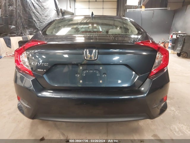 Honda CIVIC EX 2018 2HGFC2F72JH593330 Image 16