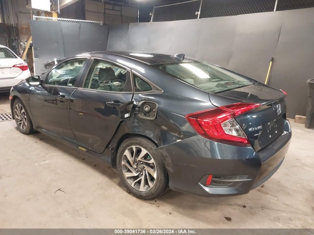 Honda CIVIC EX 2018 2HGFC2F72JH593330 Image 3