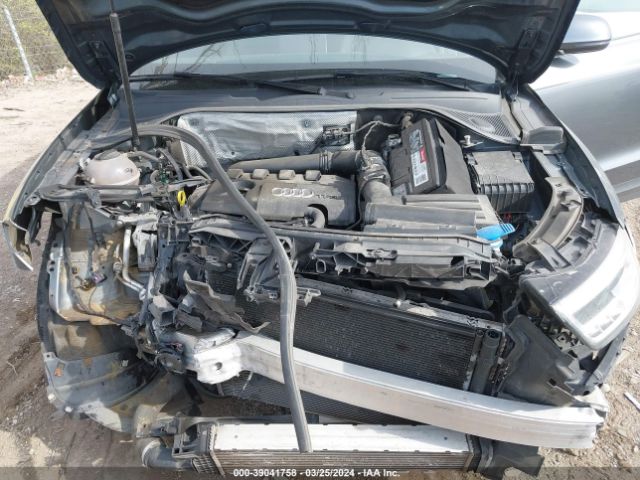 WA1GCCFS5HR003803 Audi Q3 2.0t Premium