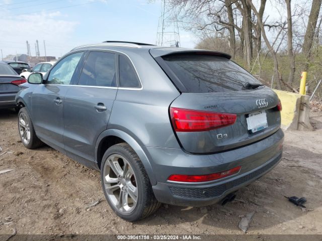 WA1GCCFS5HR003803 Audi Q3 2.0t Premium