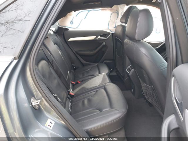 WA1GCCFS5HR003803 Audi Q3 2.0t Premium
