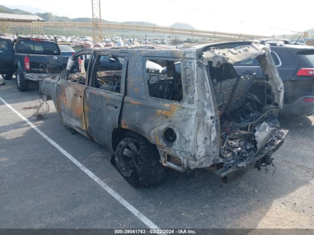 1GYS3AKJ5FR232166 Cadillac Escalade Standard