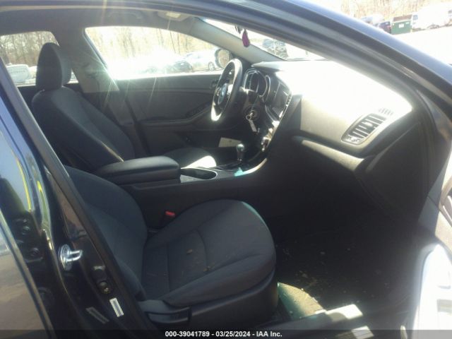KNAGM4A7XF5558615 KIA Optima Lx