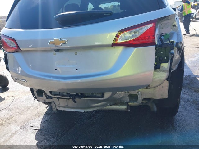 Chevrolet EQUINOX LS 2019 3GNAXHEV5KS572820 Image 6