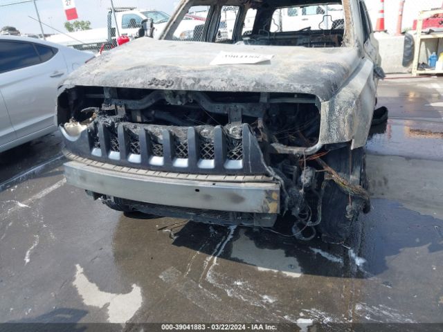 1C4NJPBA2ED651843 Jeep Patriot Sport