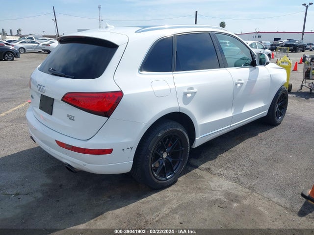 Audi Q5 2.0t Premium 2014 WA1LFAFP6EA044425 Image 4