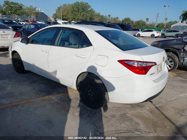 Toyota COROLLA LE 2016 5YFBURHE2GP528267 Image 3