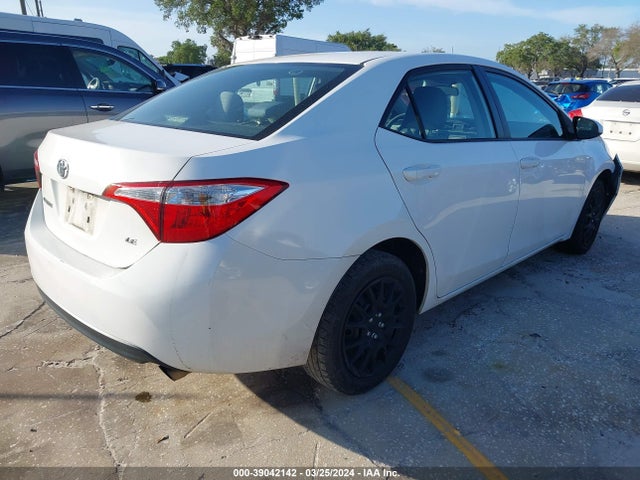 Toyota COROLLA LE 2016 5YFBURHE2GP528267 Image 4