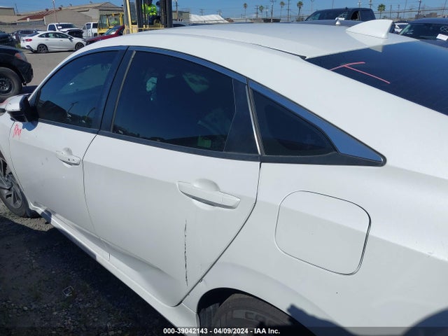 Honda CIVIC EX 2017 2HGFC2F72HH523210 Image 15