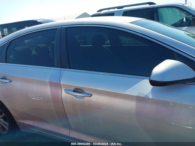 Hyundai Sonata 2017 5NPE24AFXHH519694 Image 14