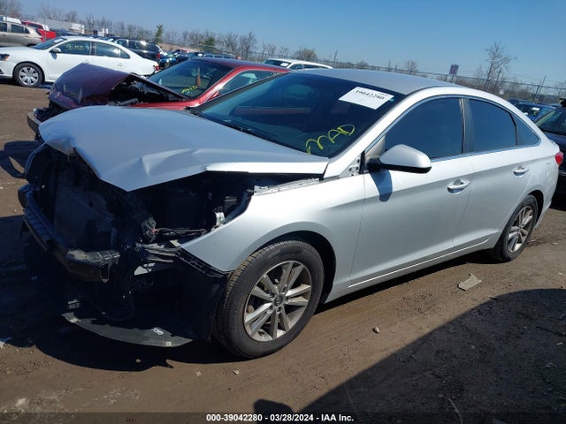 Hyundai Sonata 2017 5NPE24AFXHH519694 Image 2