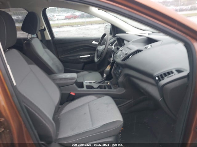 Ford ESCAPE SE 2017 1FMCU9GD9HUD56784 Image 5