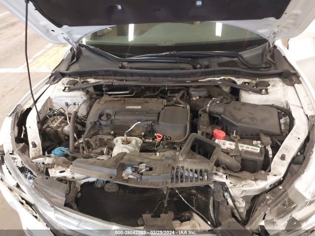 Honda ACCORD EXL 2017 1HGCR2F95HA202845 Image 10