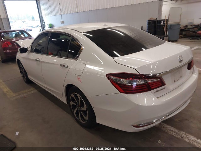 Honda ACCORD EXL 2017 1HGCR2F95HA202845 Image 3