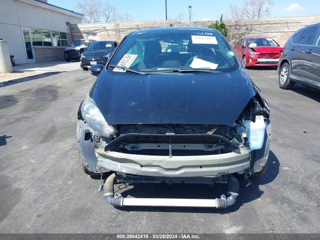 Ford FIESTA ST 2018 3FADP4GX6JM120266 Image 13