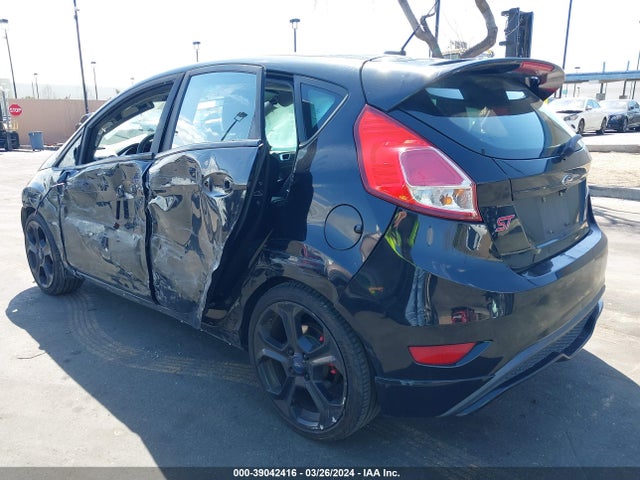 Ford FIESTA ST 2018 3FADP4GX6JM120266 Image 3