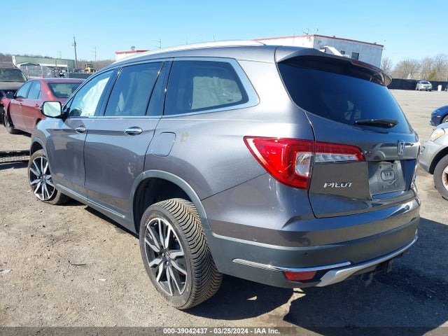 Honda Pilot Touring 2019 5FNYF6H96KB074552 Image 3