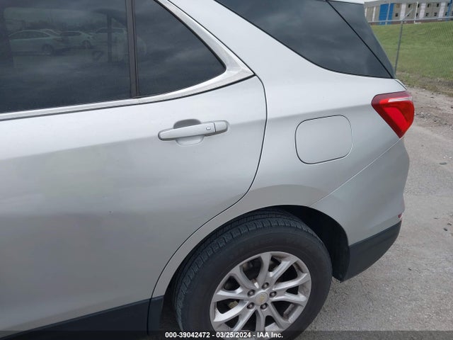 Chevrolet EQUINOX LT 2018 3GNAXJEV2JS571145 Image 19
