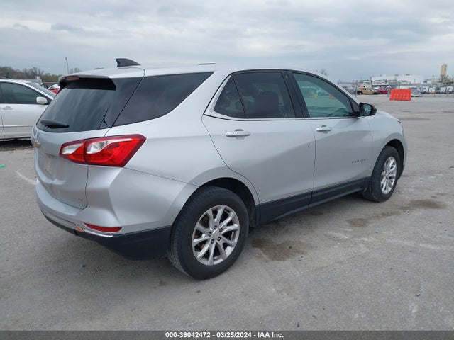 Chevrolet EQUINOX LT 2018 3GNAXJEV2JS571145 Image 4