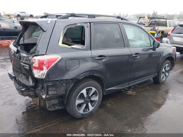 JF2SJAEC8HH438956 Subaru Forester 2.5i Premium