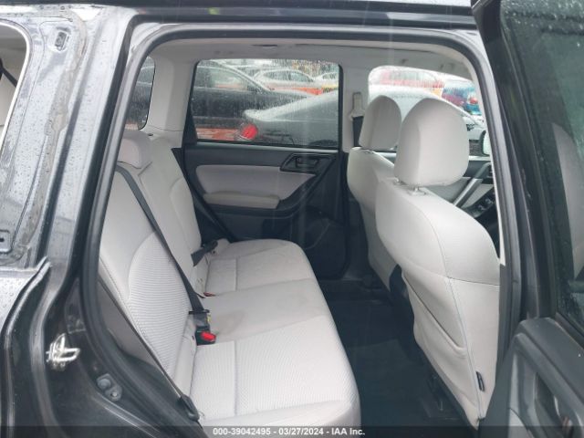 JF2SJAEC8HH438956 Subaru Forester 2.5i Premium