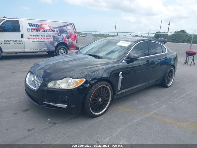 2011 JAGUAR XF SAJWA0HE2BMR89665 Photo 1