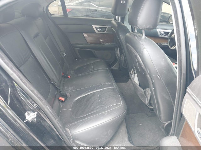 2011 JAGUAR XF SAJWA0HE2BMR89665 Photo 7