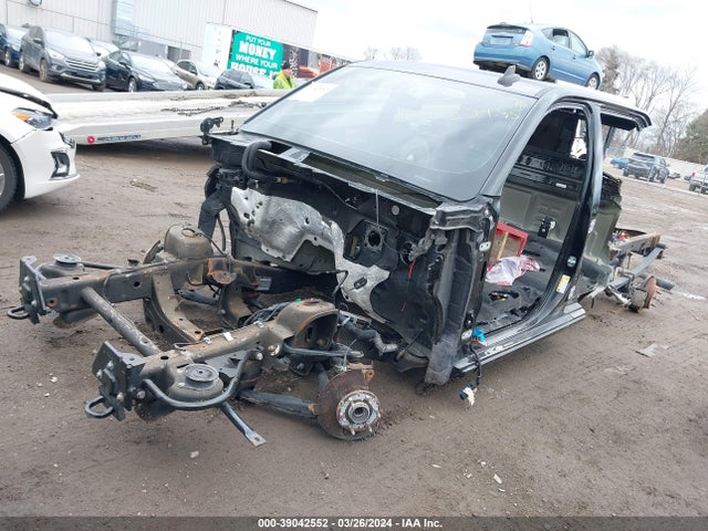 Chevrolet Silverado 1500 2lt 2018 3GCUKREC5JG476549 Image 2