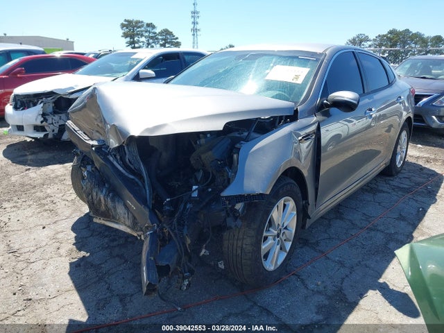 KIA Optima Lx 2018 5XXGT4L38JG227908 Image 2