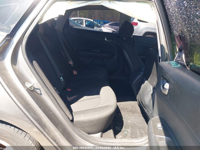 KIA Optima Lx 2018 5XXGT4L38JG227908 Image 8