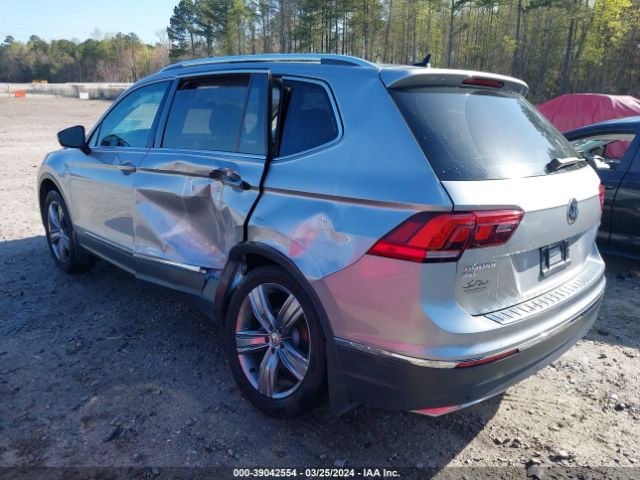 3VV2B7AX9LM127131 Volkswagen Tiguan 2.0t Se/2.0t Se R-line Black/2.0t Sel